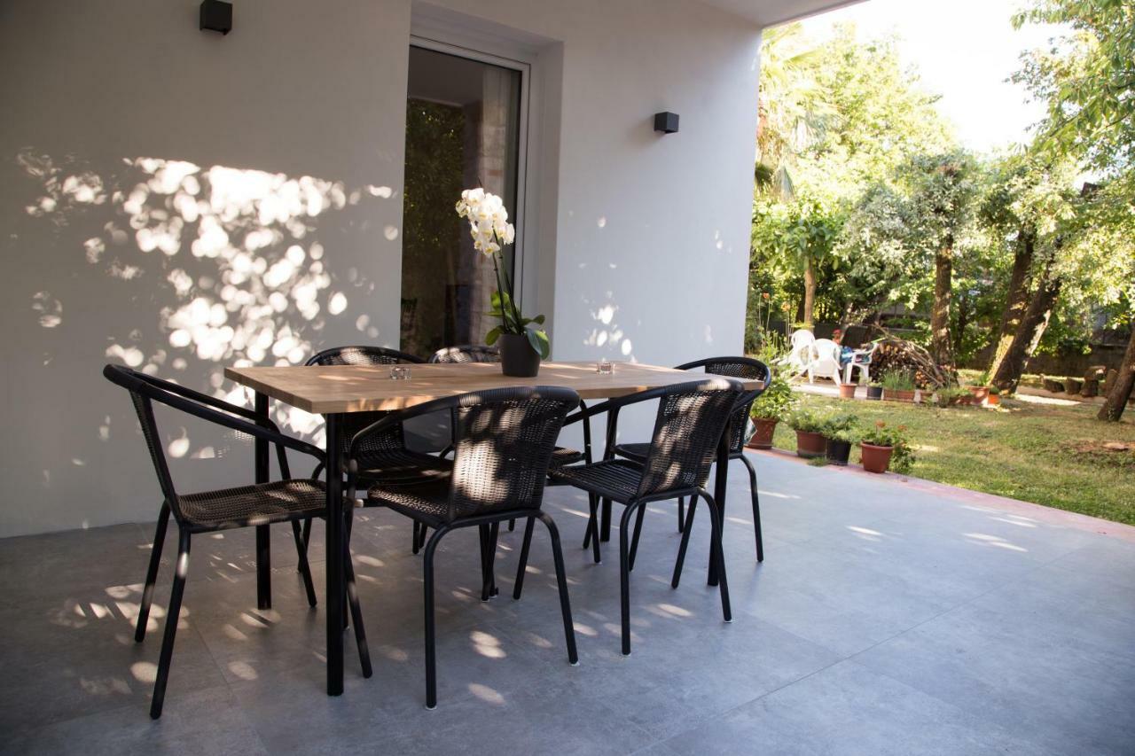 Appartamento Con Giardino Le Querce ซิสเตียนา ภายนอก รูปภาพ